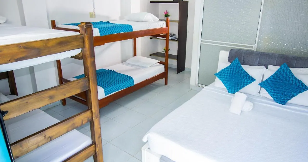 *** Alojamento de Acomodação e Pequeno-almoço Mundihoteles Rodadero Platino Santa Marta  Colômbia